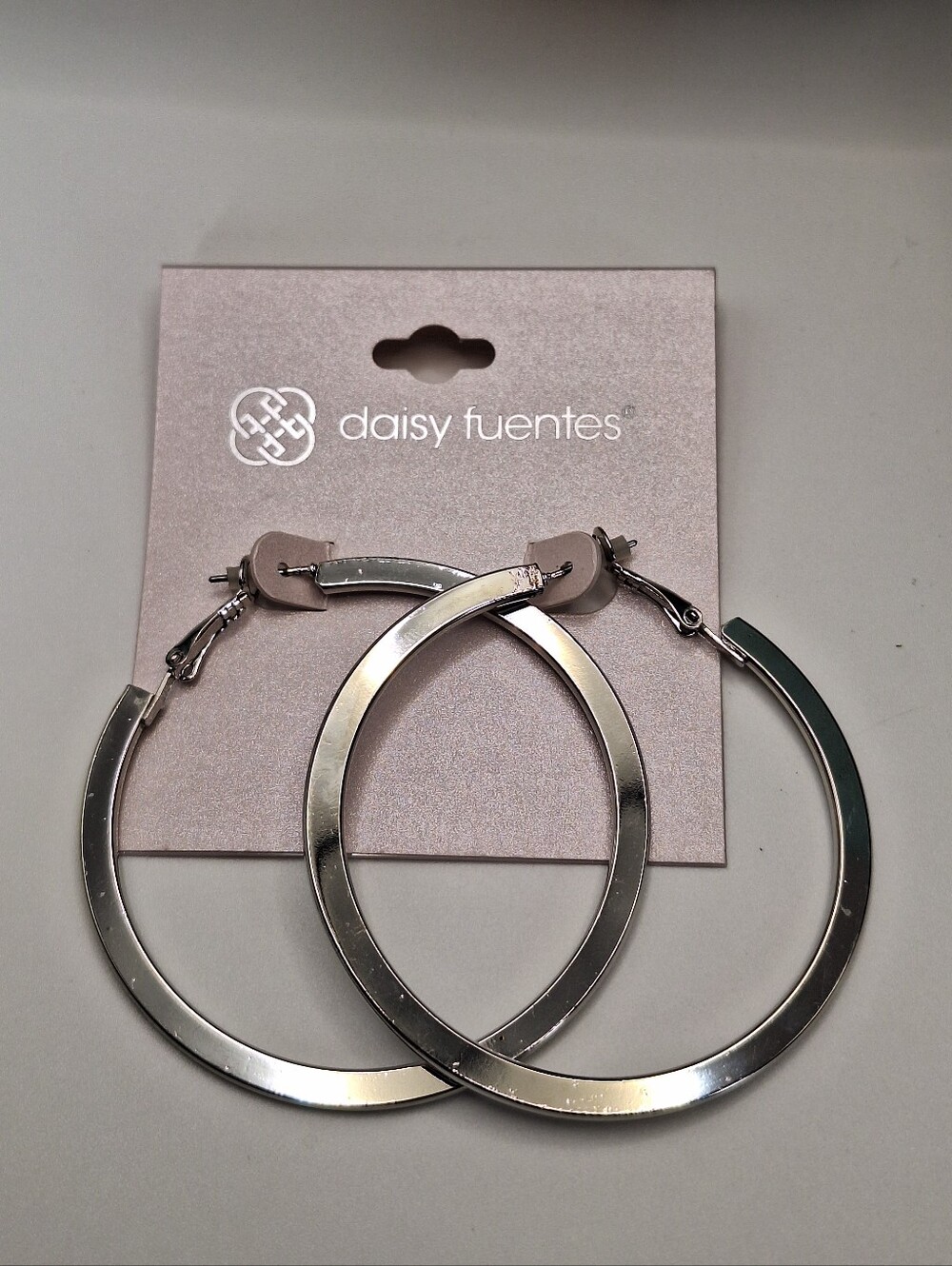 Daisy Fuentes NWT Silver Tone Oval Hoop Earrings | Large Statement Hoops